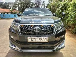 Toyota Land Cruiser Prado 2018 Black