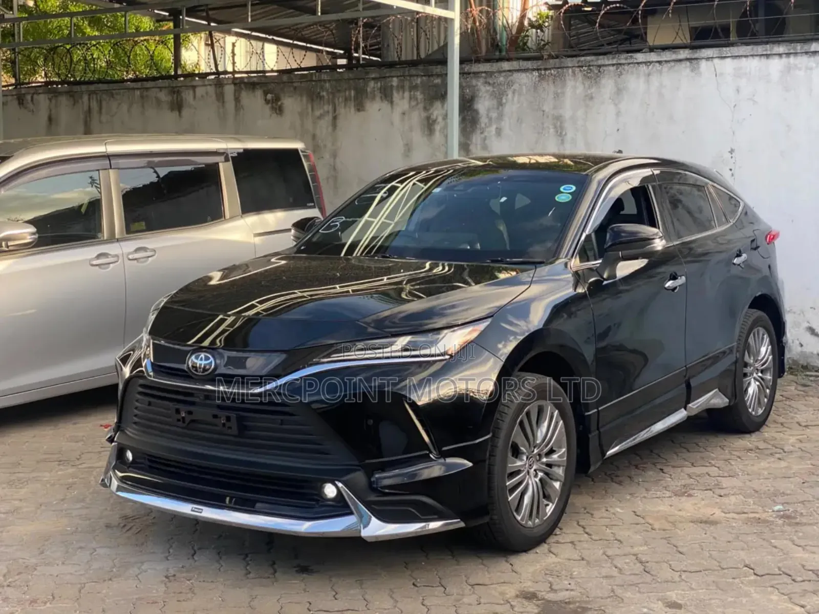 Toyota Harrier 2020 Black