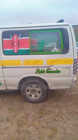 Toyota HiAce 2007 White