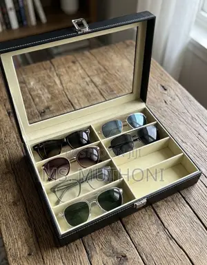 Lockable Glasses Collection Holder With Clear Glass Lid