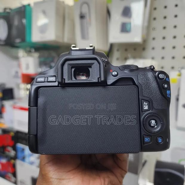 Canon Eos 250D (Slightly Used) - thumbnail 3