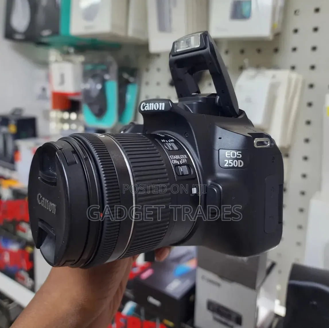 Canon Eos 250D (Slightly Used)