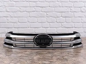 Grille Toyota Hilux Revolution 2015/2016/2017 Chrome