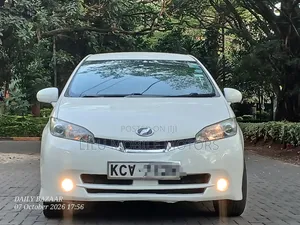 Toyota Wish 2012 White