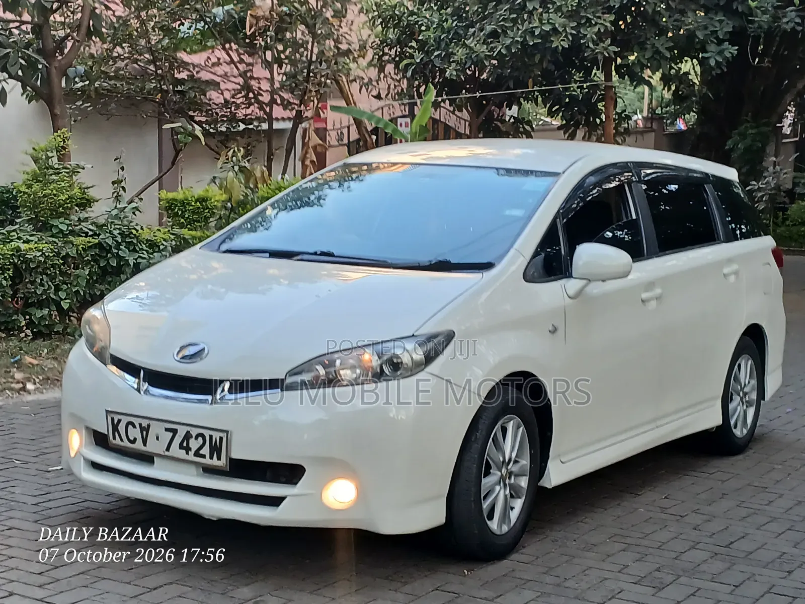 Toyota Wish 2012 White