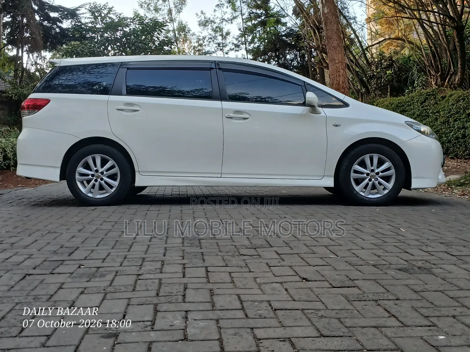 Toyota Wish 2012 White
