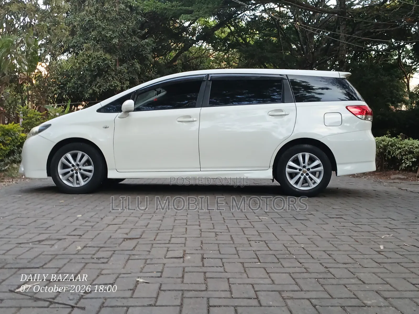Toyota Wish 2012 White