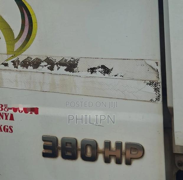 Faw JH5 380hp 2023 White - thumbnail 4