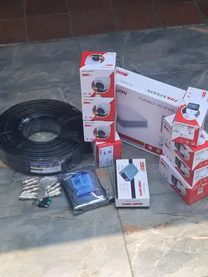Hikvision 4 Camera Smart Hybrid Light Kit With DVR & 500GB HDD