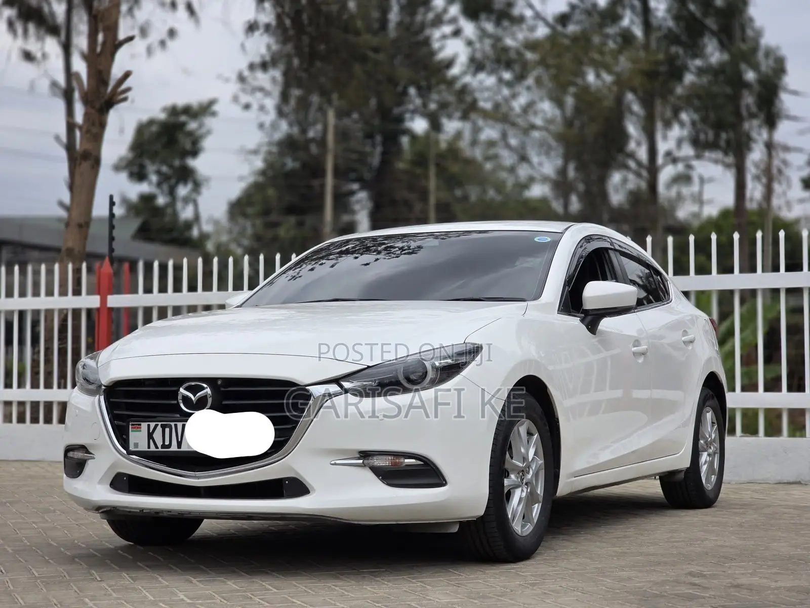Mazda Axela 2018 White