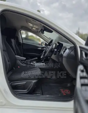 Mazda Axela 2018 White