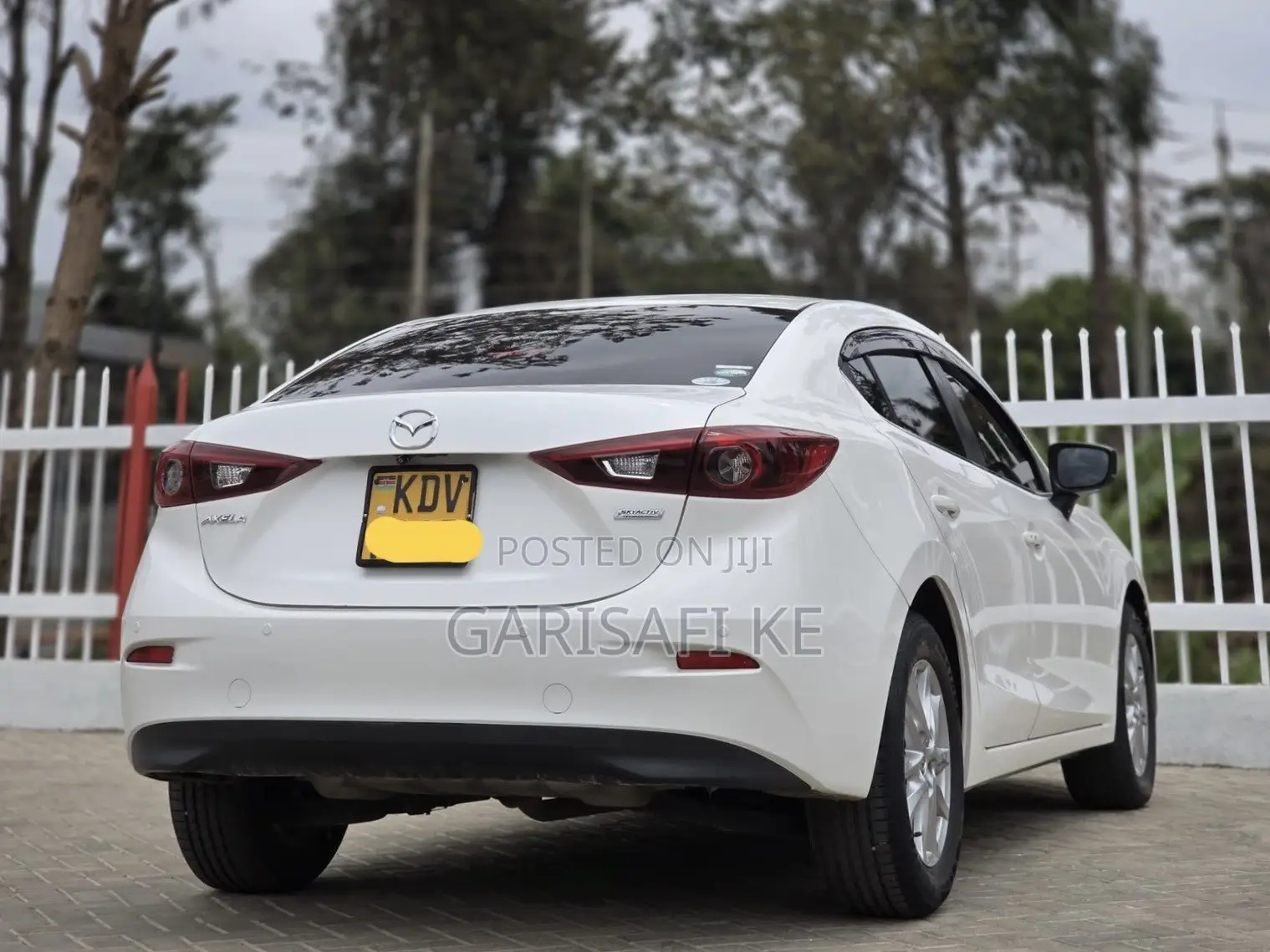 Mazda Axela 2018 White