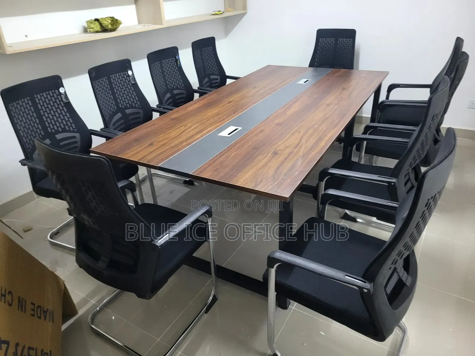 Modern 10 Seater Boardroom Conference Table & Chairs