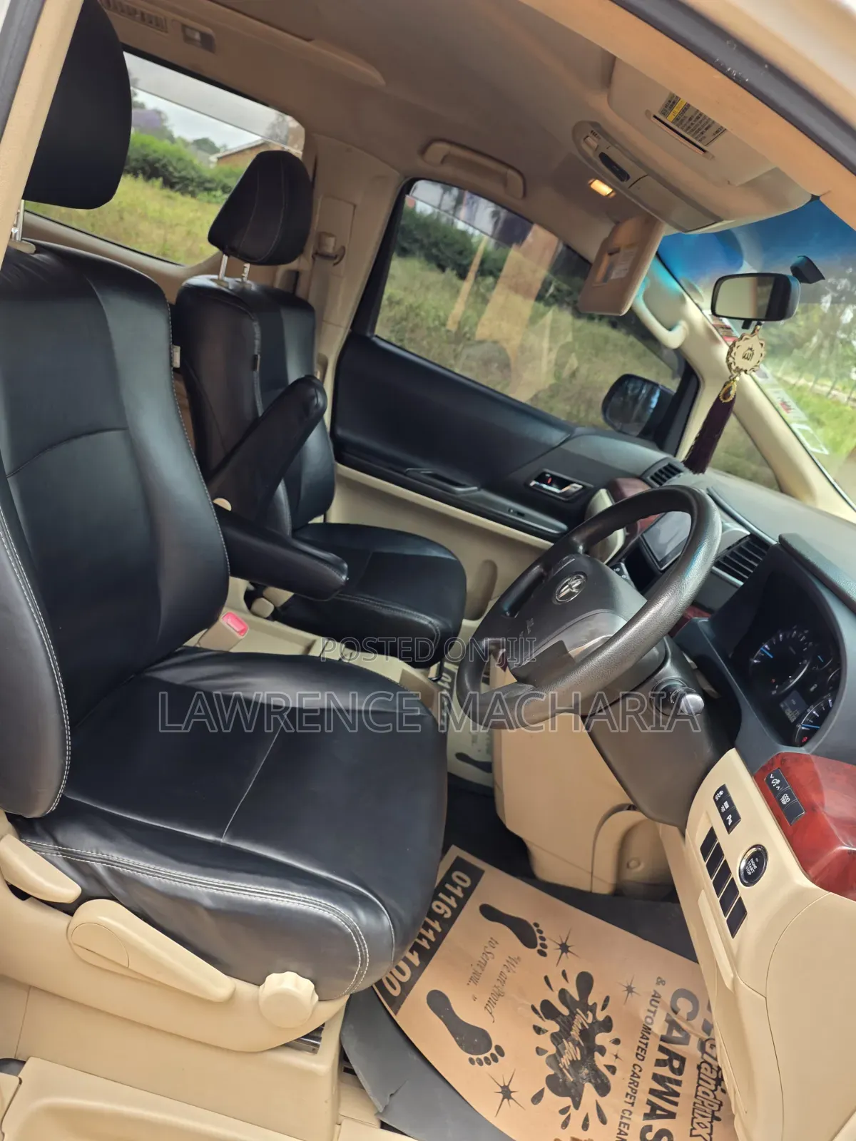 Toyota Alphard 2010 White