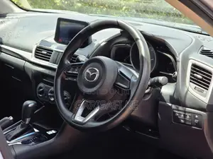 Mazda Axela 2019 Silver