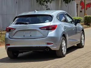 Mazda Axela 2019 Silver