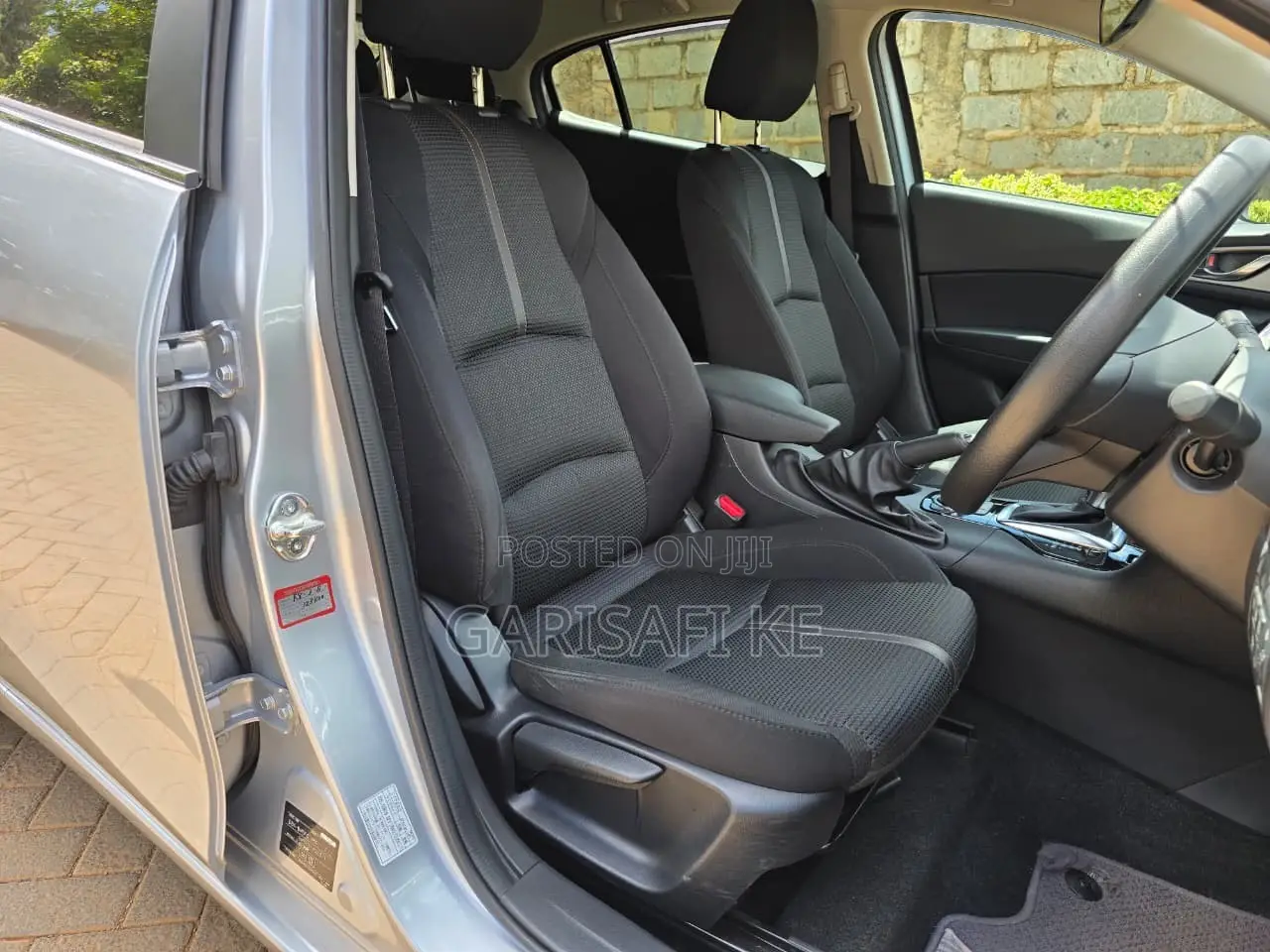 Mazda Axela 2019 Silver