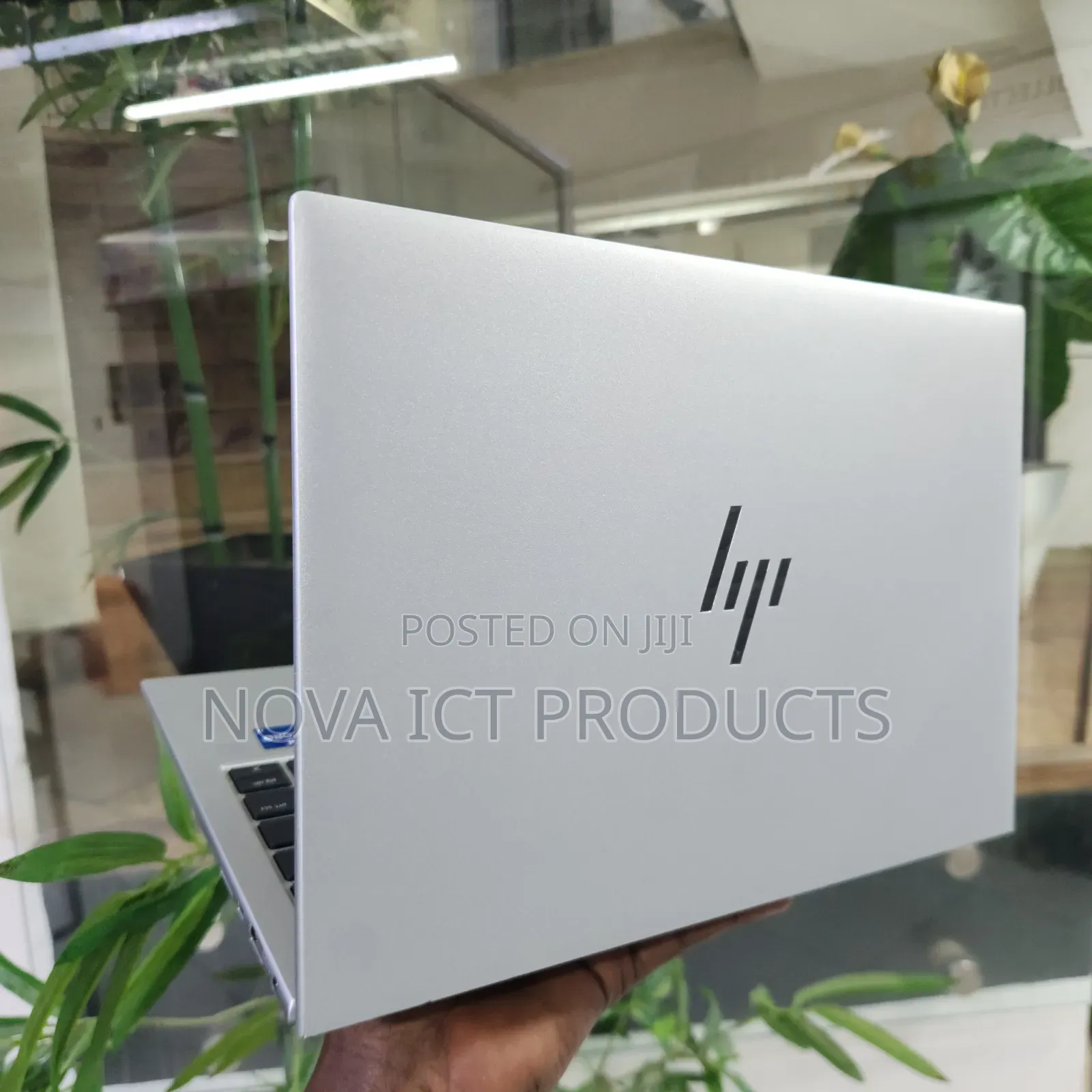 Laptop HP EliteBook 830 G9 16GB Intel Core i7 SSD 512GB