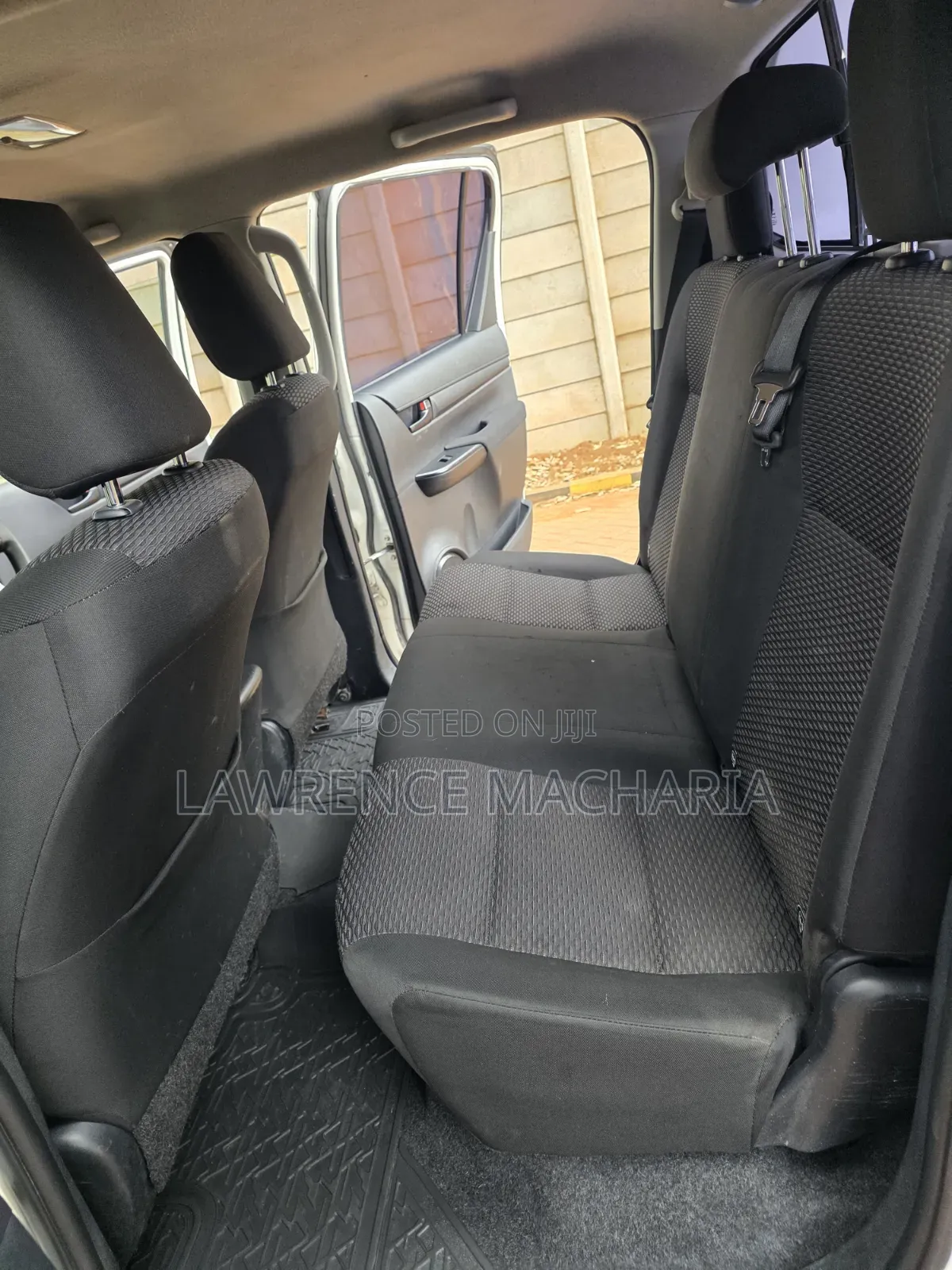 Toyota Hilux 2019 White