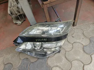 Velfire 2012/2013 Front Headlight Xenon