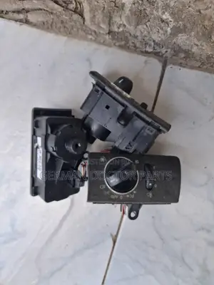 W211 Headlight Switch
