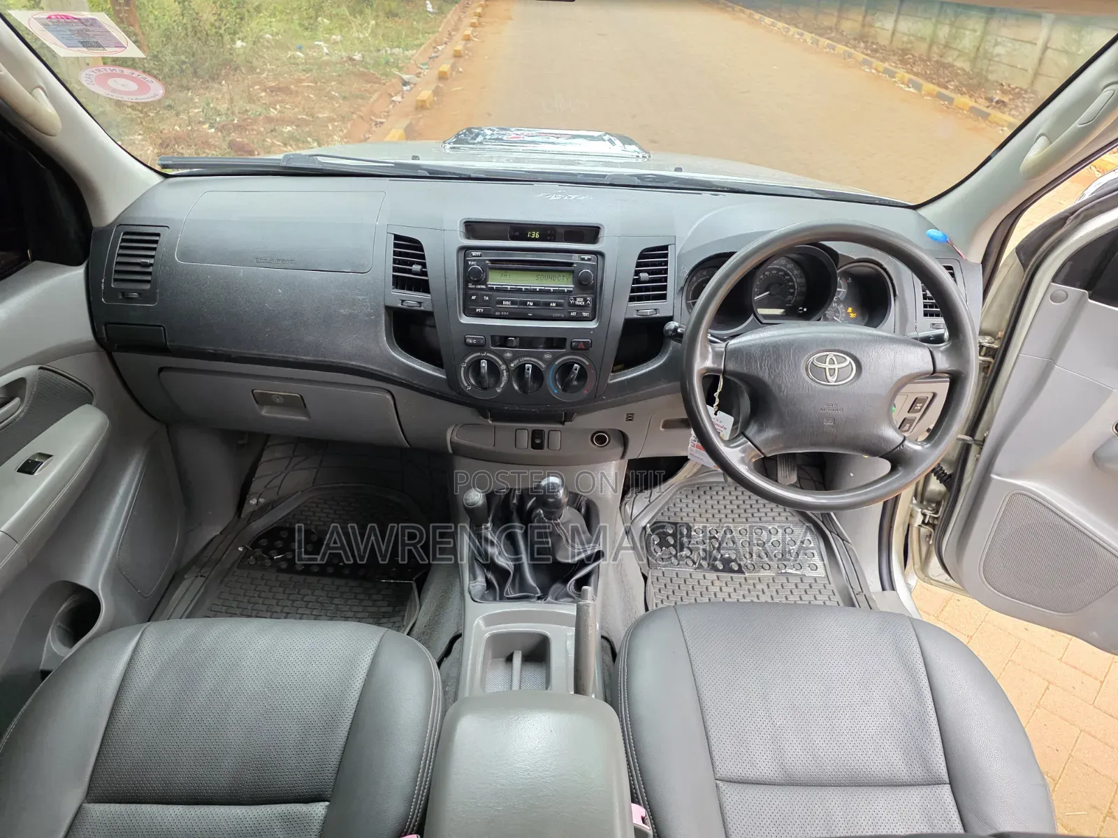 Toyota Hilux 2007 Silver