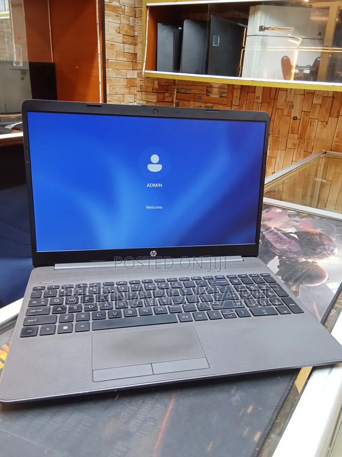 Laptop HP 255 G8 8GB AMD Ryzen 3 SSD 256GB