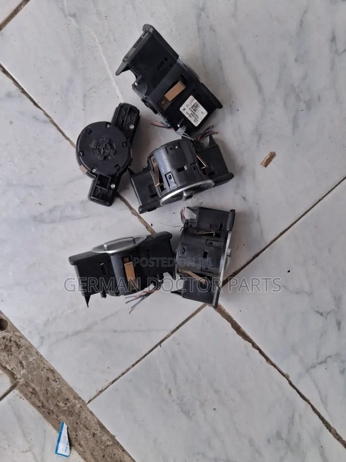 W204 Headlight Switch