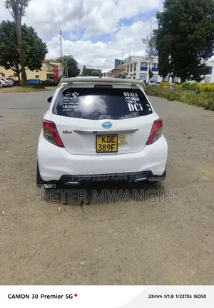 Toyota Vitz 2014 White