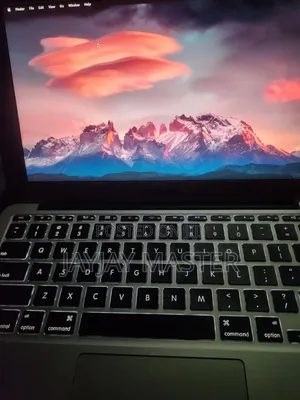Laptop Apple MacBook Air 4GB Intel Core i5 SSD 128GB
