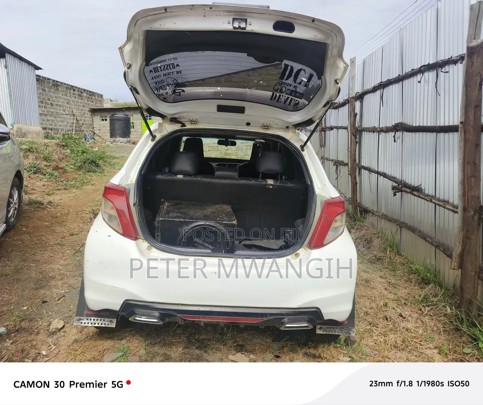 Toyota Vitz 2014 White