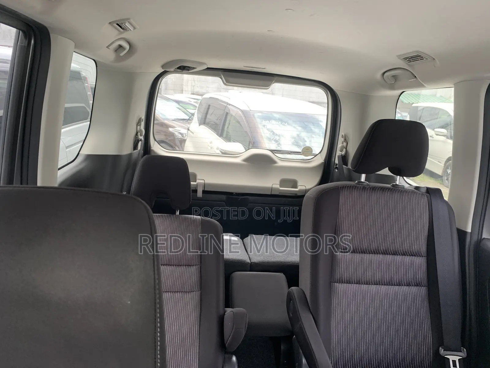 Nissan Serena 2018 Gray