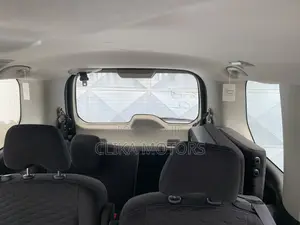 Nissan Serena 2018 Black