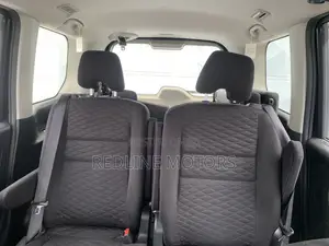 Nissan Serena 2018 Black