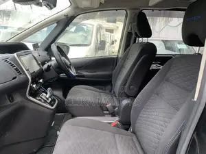 Nissan Serena 2018 Black