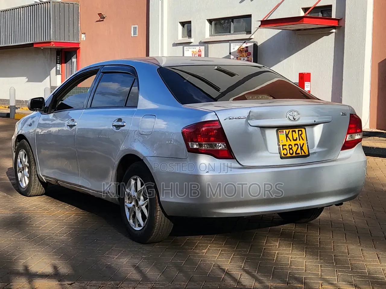 Toyota Axio 2011 Silver