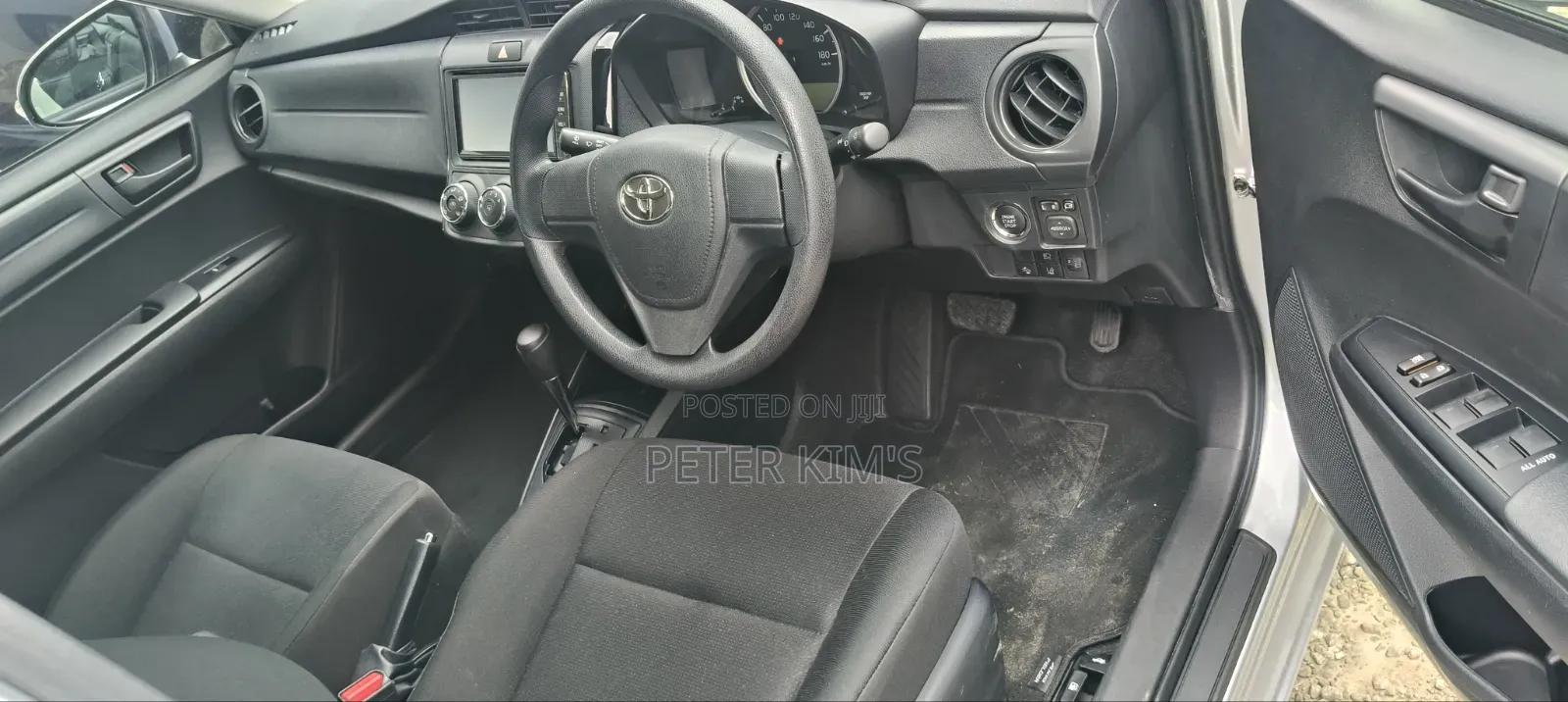 Toyota Axio 2019 Silver