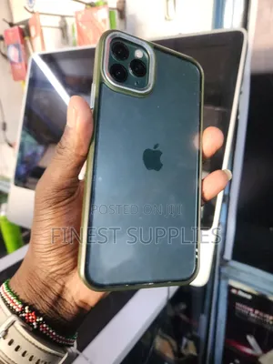 Apple iPhone 11 Pro Max 64 GB Green