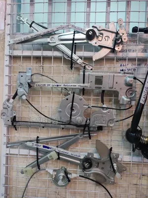 Mitsubishi Canter 2005 Model Manual Window Regulator Mechanism