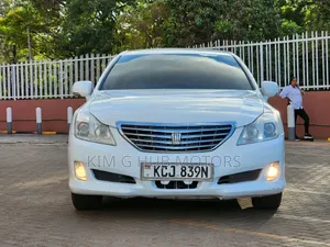Toyota Crown 2009 Pearl