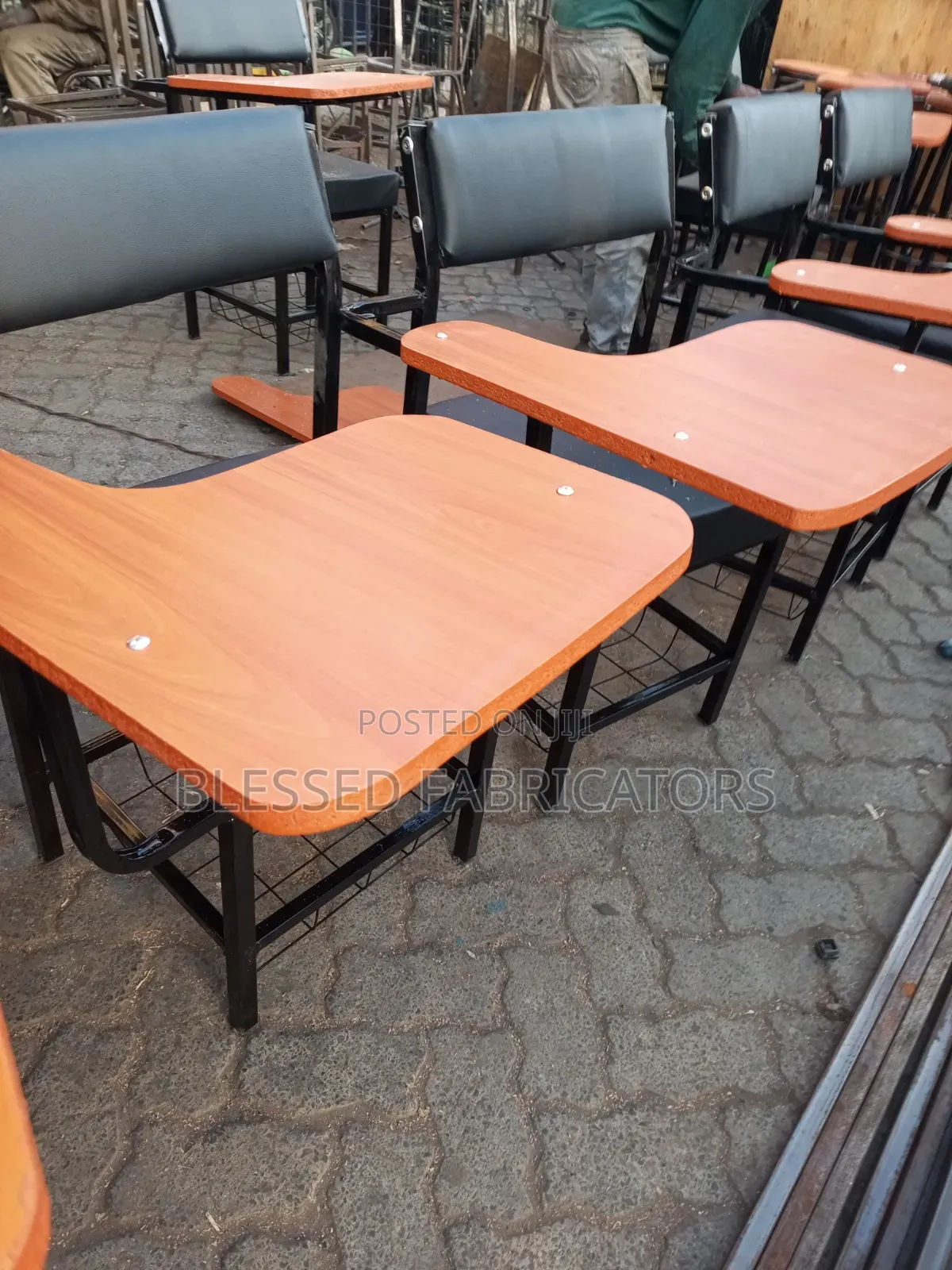Lectures Chair