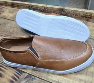 Sneakers Available in Bulk
