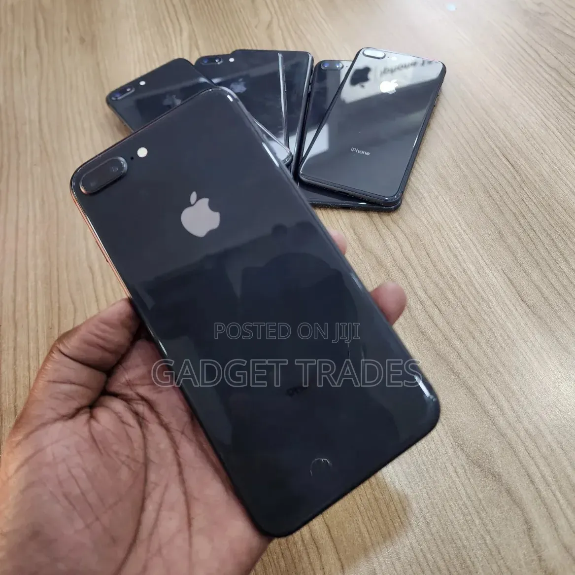 Apple iPhone 8 Plus 64 GB Black