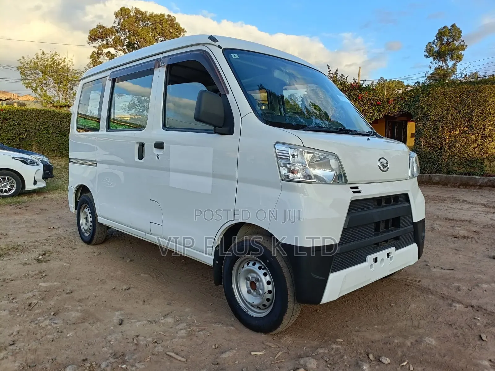 Daihatsu Hijet 2019 White