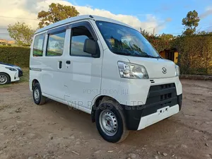 Daihatsu Hijet 2019 White
