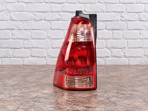 Depo Tail Lamp / Lamp Toyota Hilux Surf Kzn215 2003/2004/2005