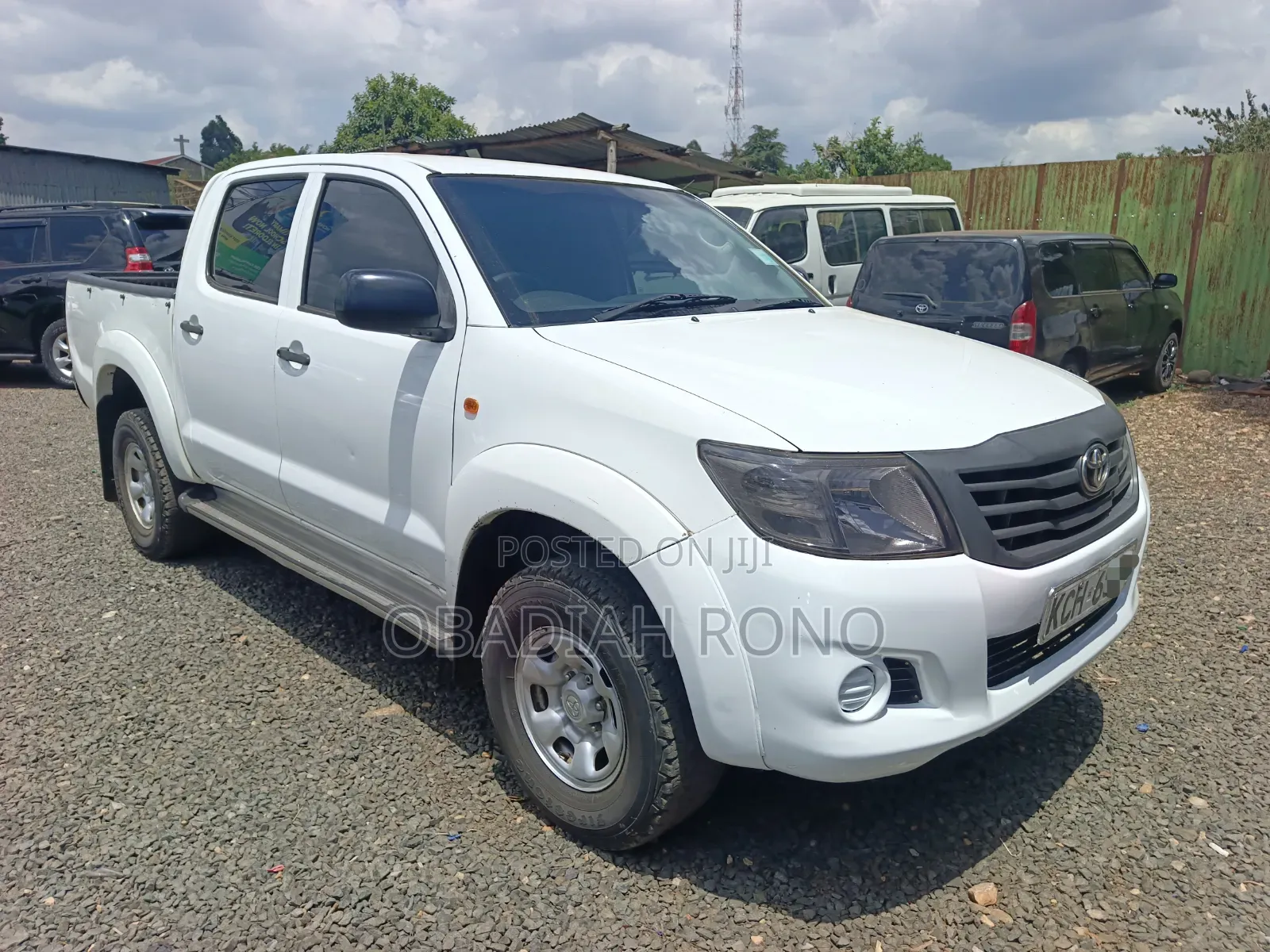 Toyota Hilux 2016 White