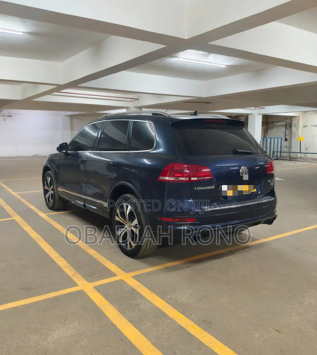 Volkswagen Touareg 2016 Blue