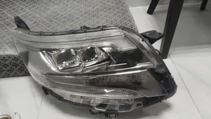 Noah 2018 Xenon Headlight Code H