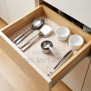 45*400cm Patterned Drawer Liners*